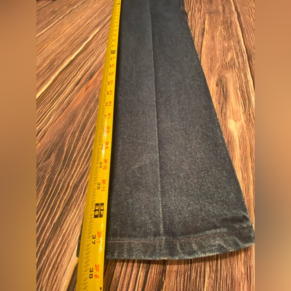Rocky Mountain Vintage Cowgirl Jeans Still starched Dark color Great shape 28/7 - Picture 11 of 11